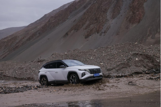 b699a747a593fe193252c63cdc8e5869-1